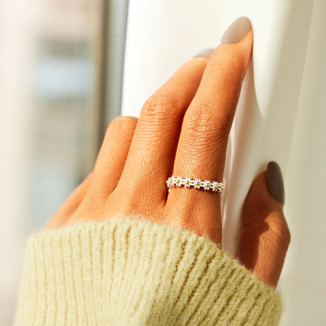Garden - Luxurious Flower Ring - Jewels Heaven