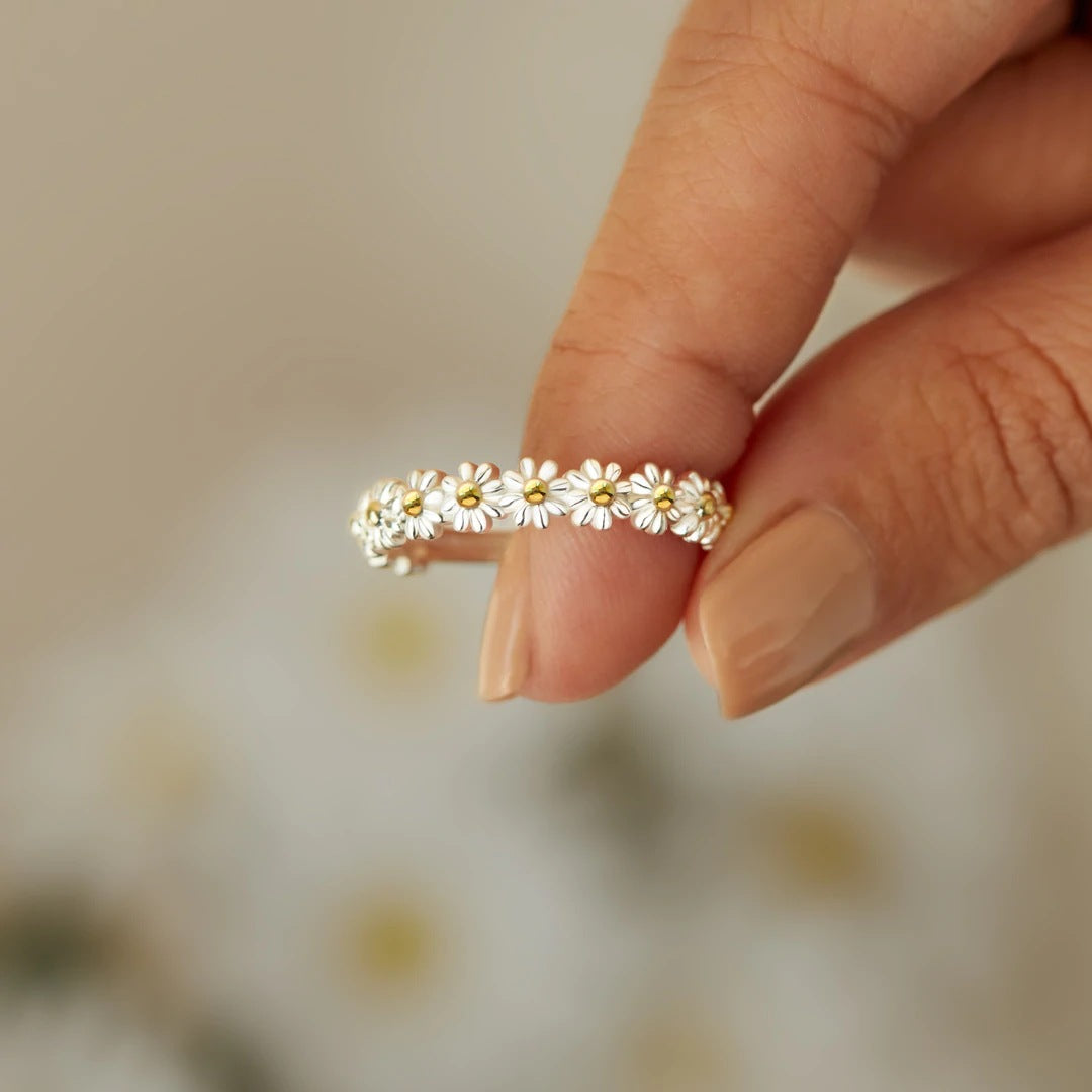 Garden - Luxurious Flower Ring - Jewels Heaven