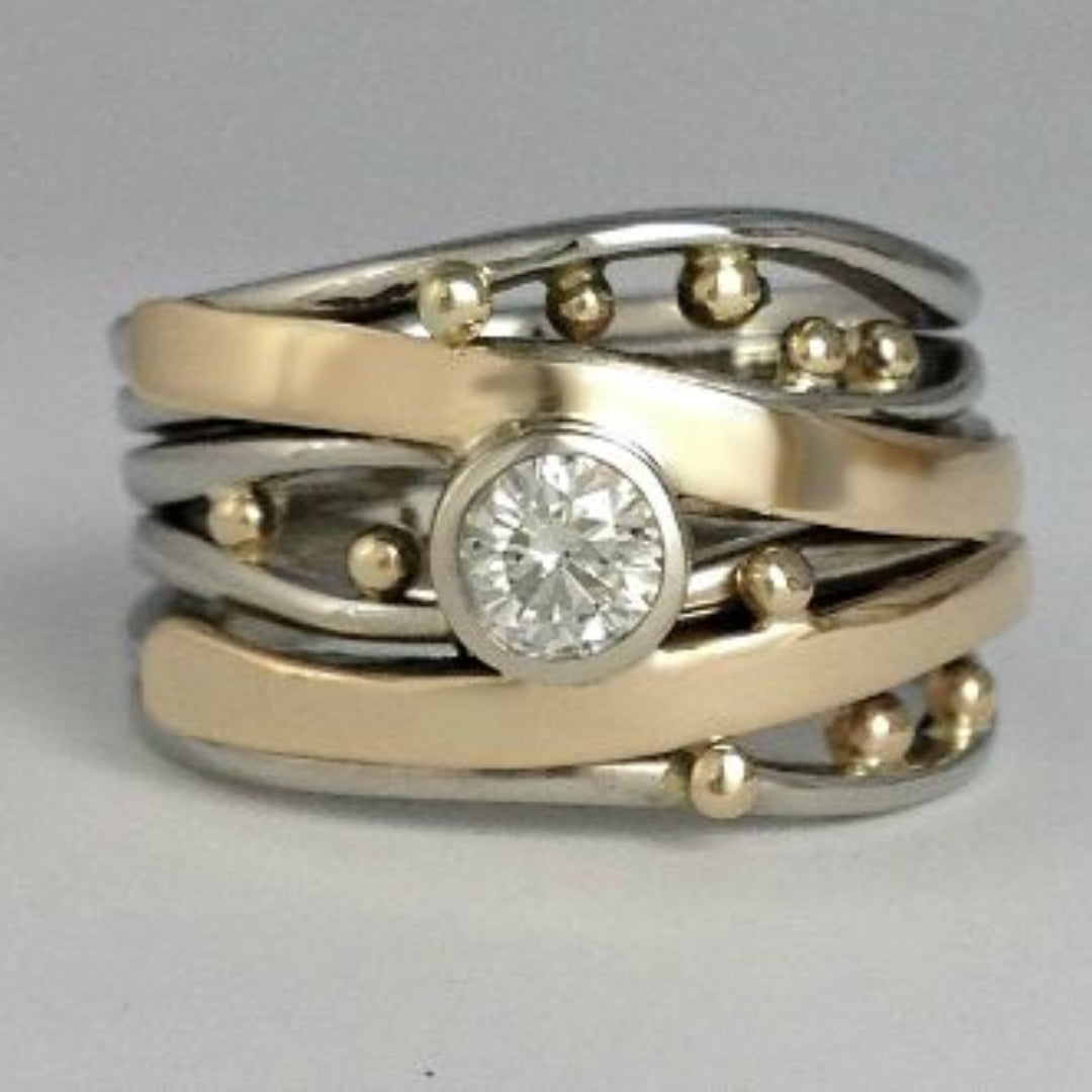 Royal - Vintage Gold Inlaid Zirconia Ring - Jewels Heaven